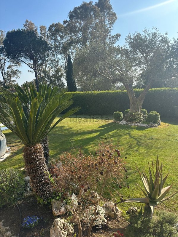 casa indipendente in vendita a Roma in zona Pantan Monastero
