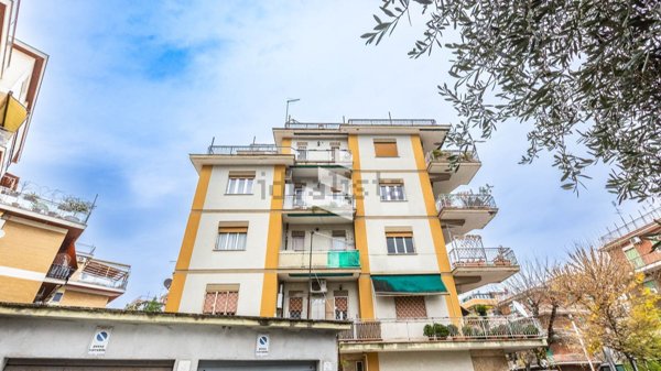 appartamento in vendita a Roma in zona Torrevecchia