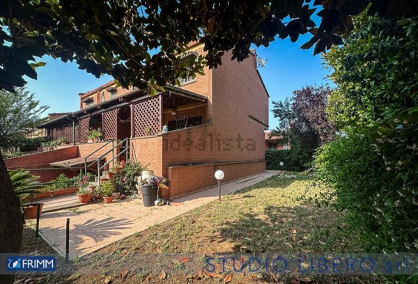 casa indipendente in vendita a Roma in zona Spinaceto