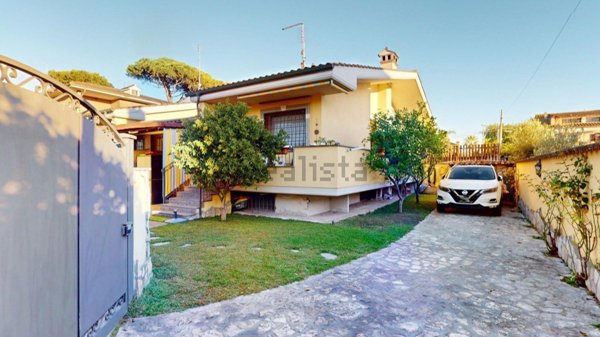 appartamento in vendita a Roma in zona Infernetto