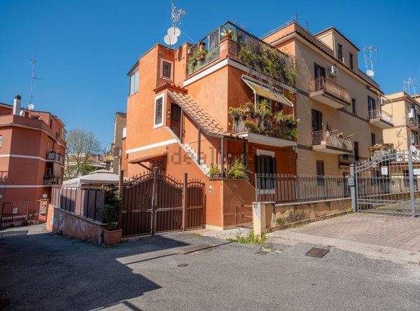 appartamento in vendita a Roma