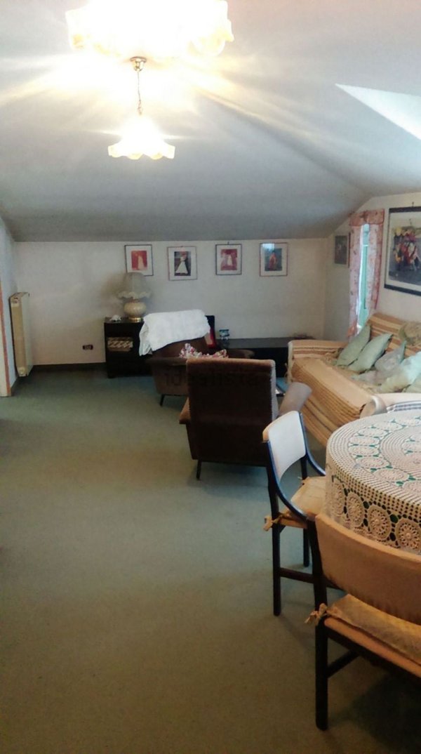 casa indipendente in vendita a Roma in zona Torre Gaia