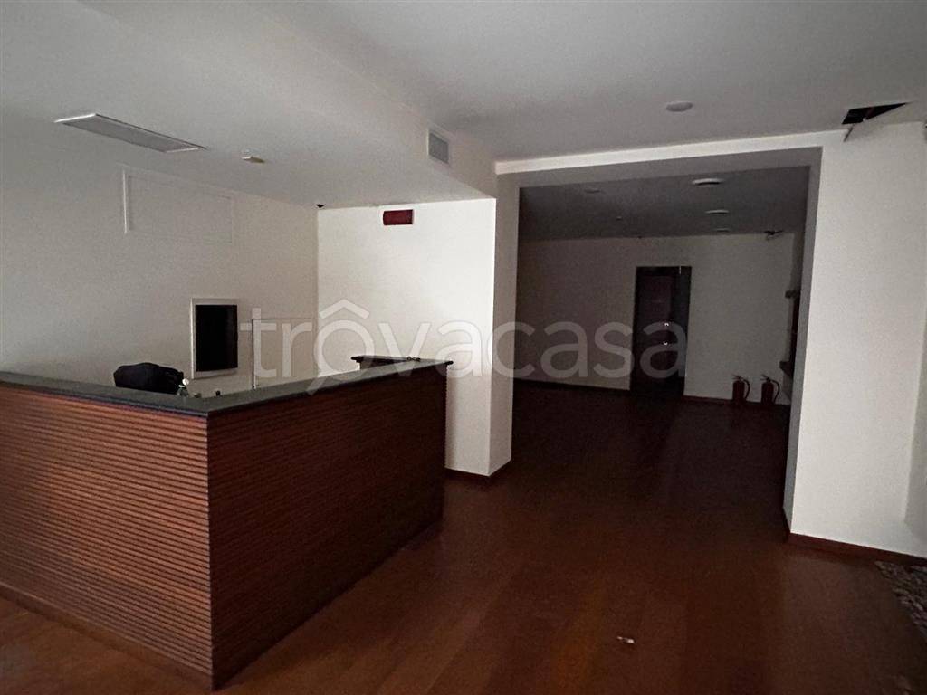 negozio in vendita a Roma in zona Trevi-Colonna