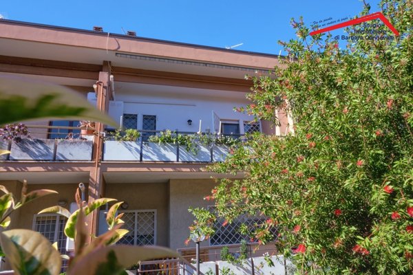 appartamento in vendita a Roma in zona Axa