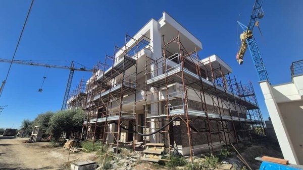 casa indipendente in vendita a Roma in zona Torre Gaia