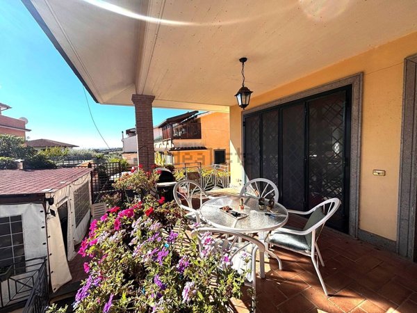 casa indipendente in vendita a Roma