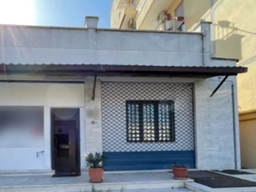negozio in vendita a Roma in zona Collatino