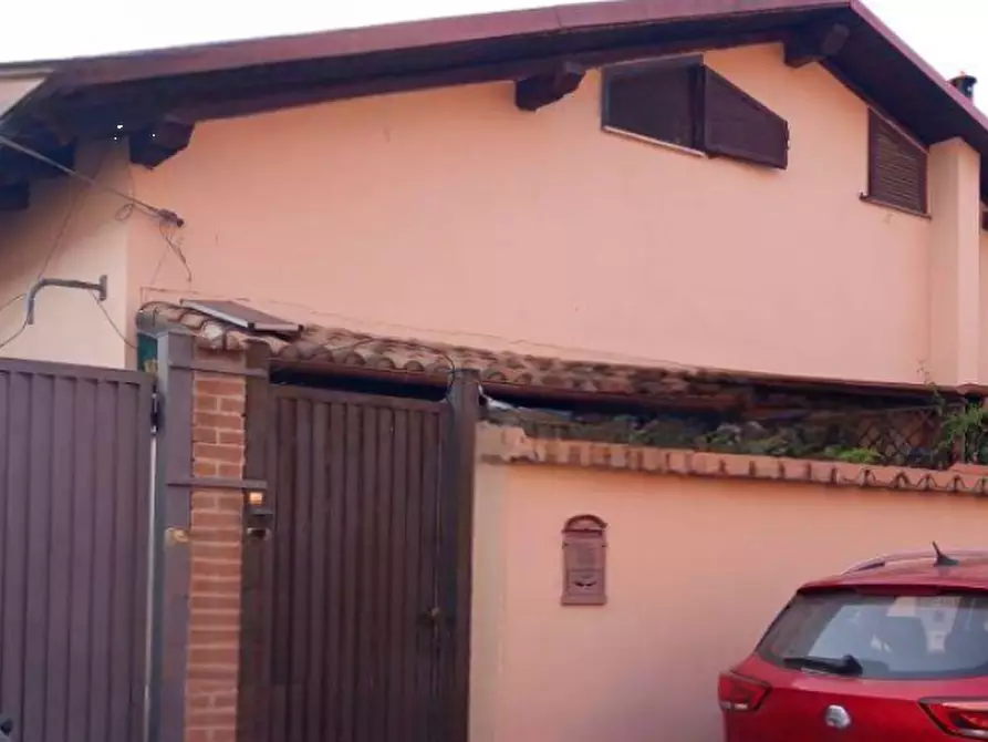 appartamento in vendita a Roma in zona Dragona/Bagnoletto