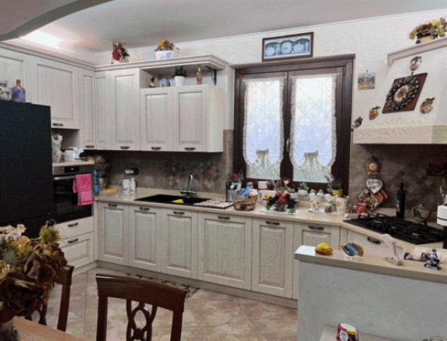 casa indipendente in vendita a Roma in zona Finocchio