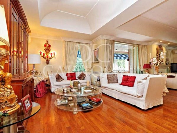 casa indipendente in vendita a Roma