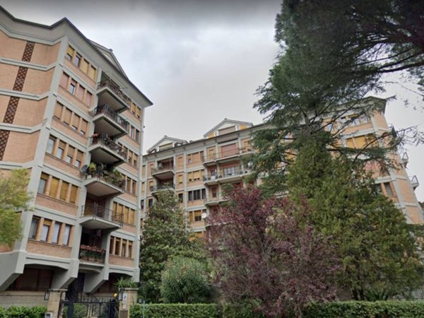 appartamento in vendita a Roma in zona Ardeatino