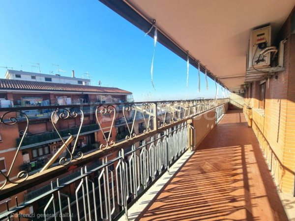 appartamento in vendita a Roma in zona Appio Claudio