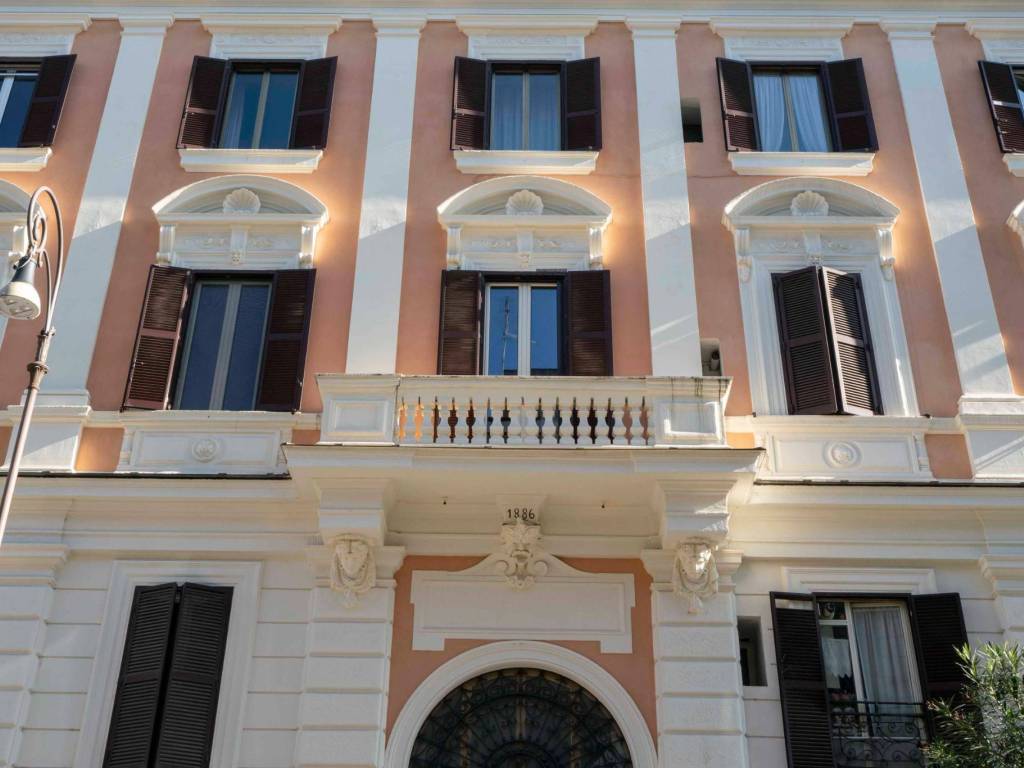 appartamento in vendita a Roma in zona Rione Monti/Campitelli