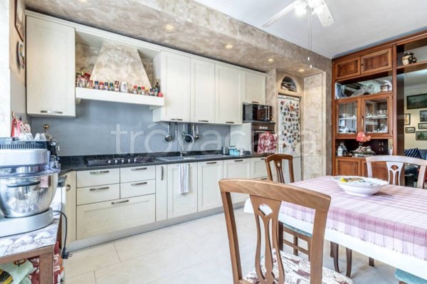 appartamento in vendita a Roma in zona Prenestino-Centocelle