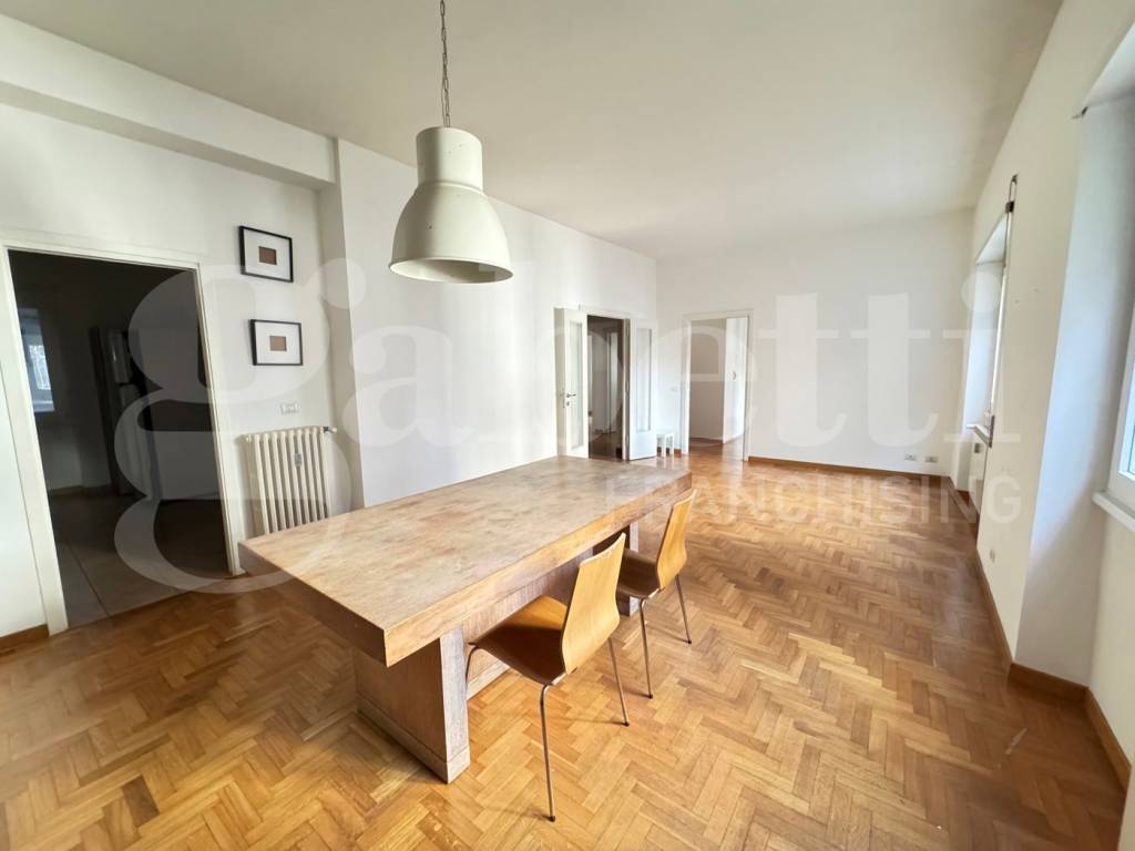 appartamento in vendita a Roma in zona Della Vittoria