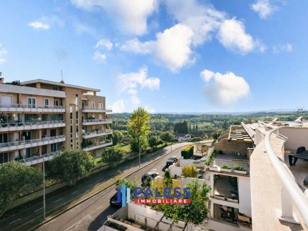 appartamento in vendita a Roma in zona Spinaceto