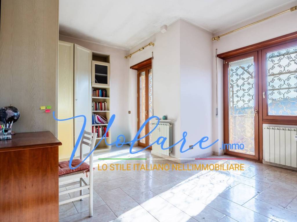appartamento in vendita a Roma in zona Ostia