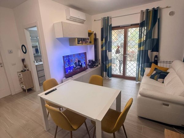 appartamento in vendita a Roma in zona Prima Porta