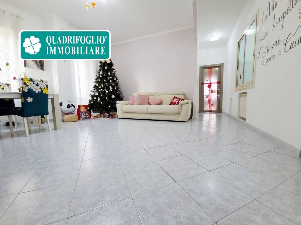 appartamento in vendita a Roma in zona Ostia