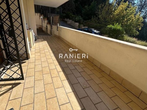 appartamento in vendita a Roma in zona Ardeatino