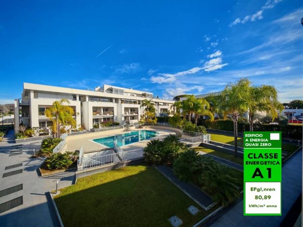 appartamento in vendita a Roma in zona Axa