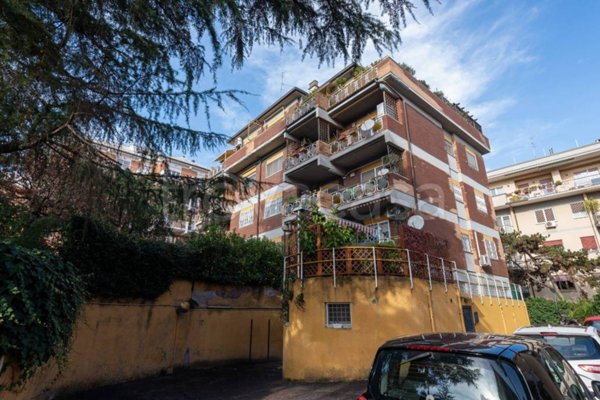 appartamento in vendita a Roma in zona Gianicolense