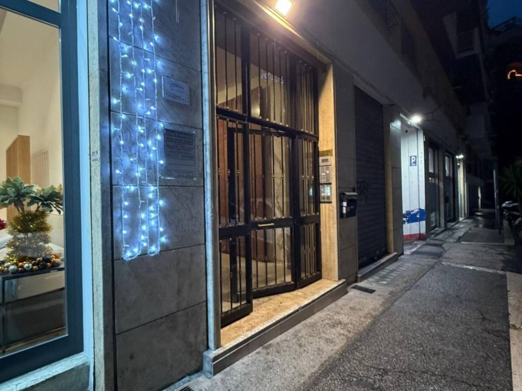 appartamento in vendita a Roma in zona Appio Latino