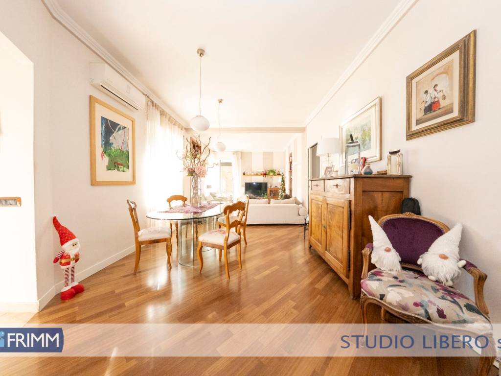 appartamento in vendita a Roma in zona Ostiense