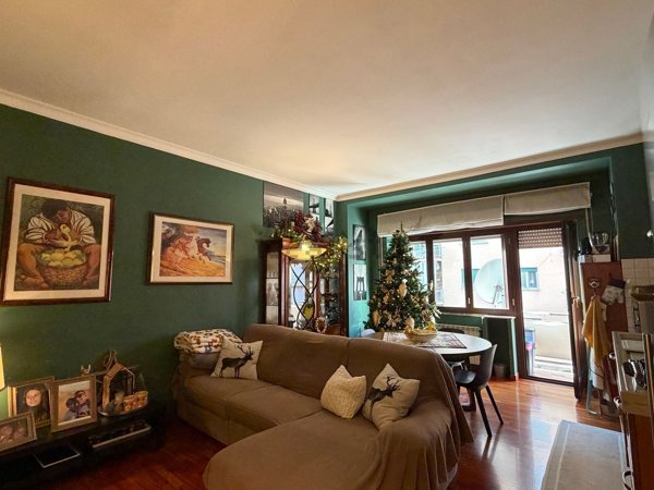 appartamento in vendita a Roma in zona Appio Latino