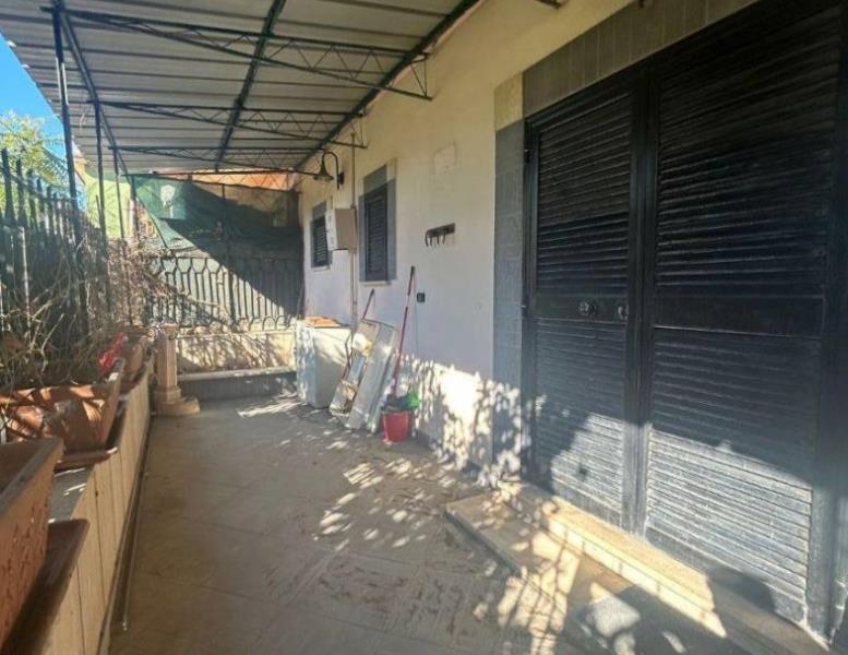 appartamento in vendita a Roma in zona Prenestino-Labicano