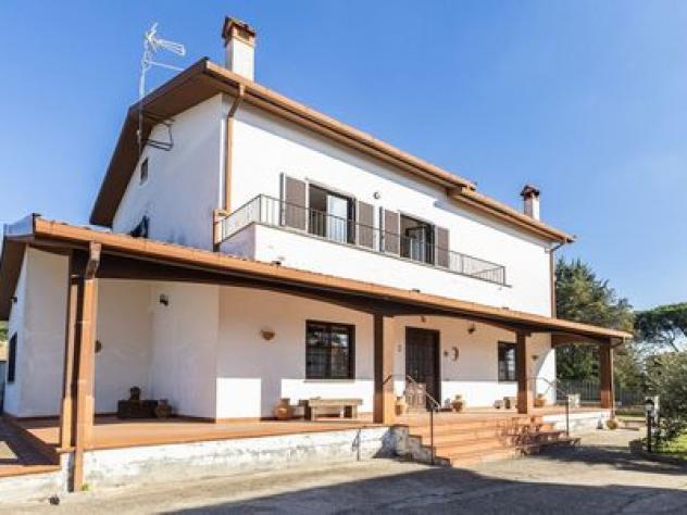 casa indipendente in vendita a Roma in zona Prima Porta