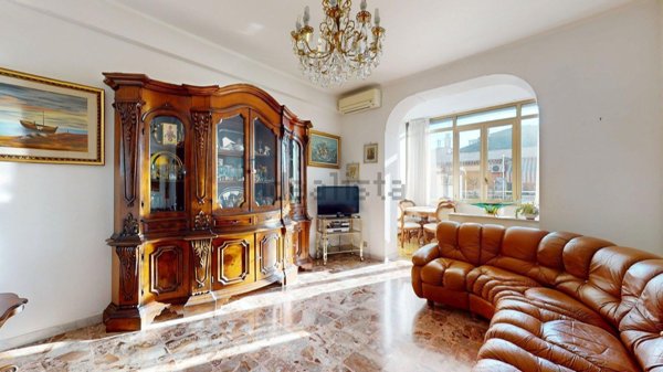 appartamento in vendita a Roma in zona Tomba di Nerone