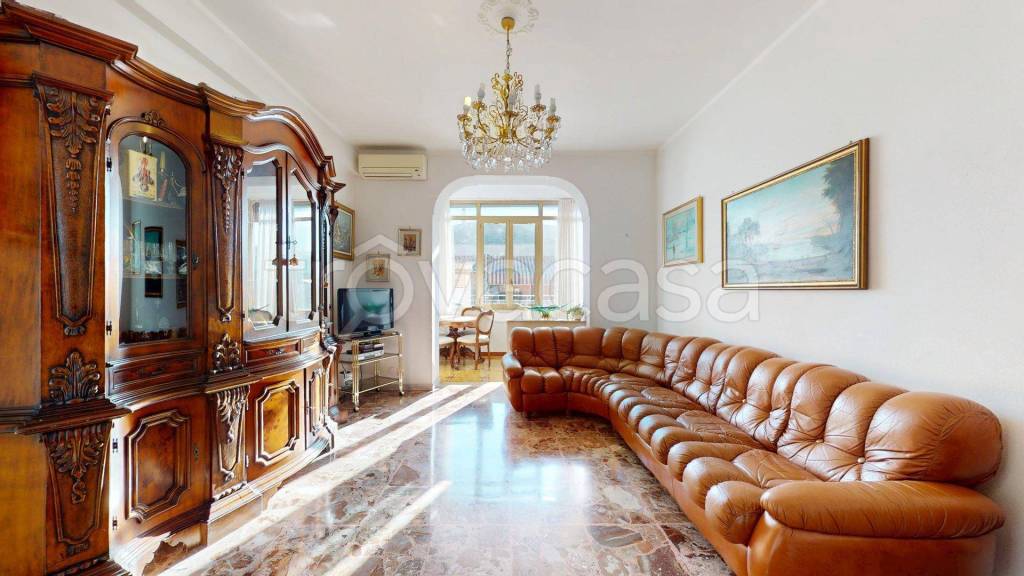 appartamento in vendita a Roma in zona Tomba di Nerone