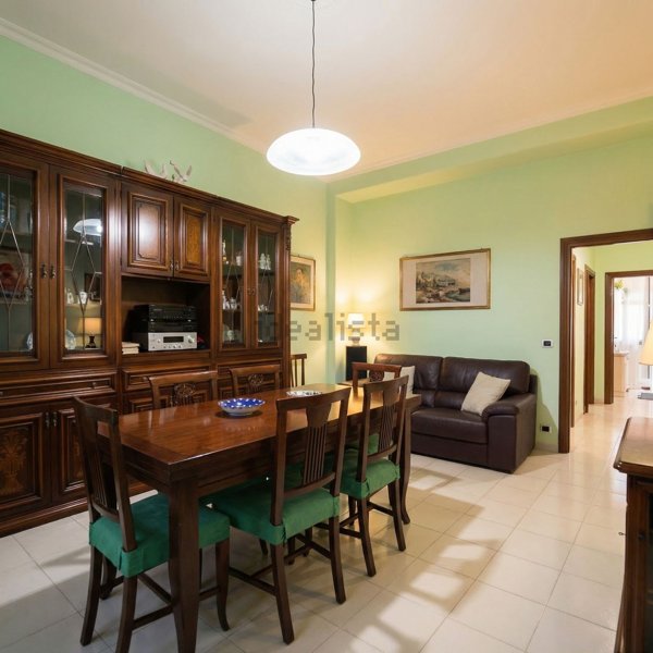 appartamento in vendita a Roma in zona Appio Latino