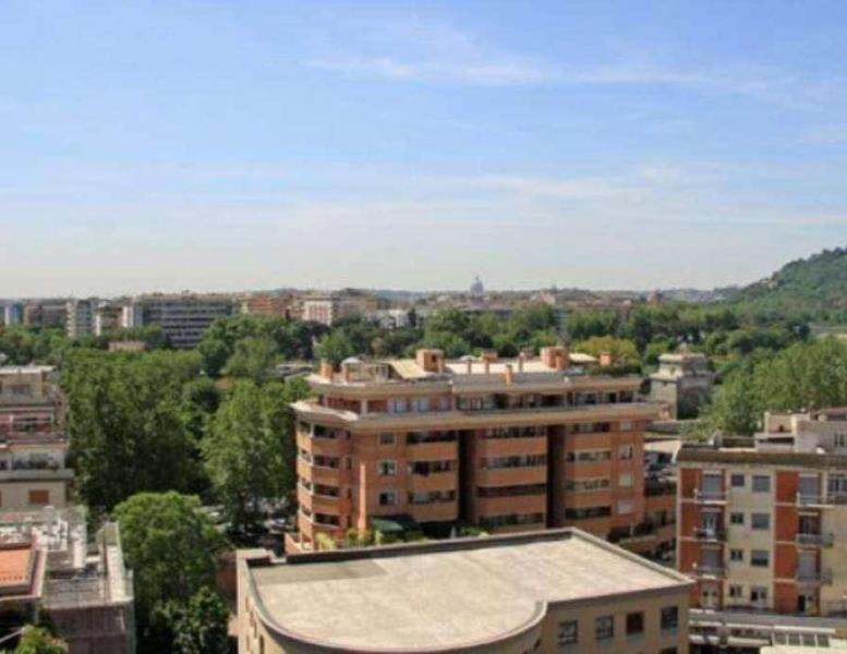 appartamento in vendita a Roma in zona Della Vittoria