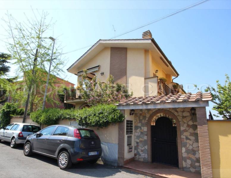 appartamento in vendita a Roma in zona Montespaccato