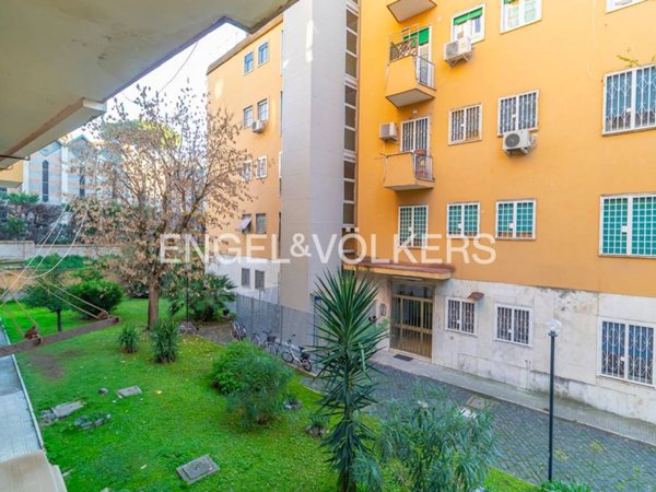 appartamento in vendita a Roma in zona Ostiense