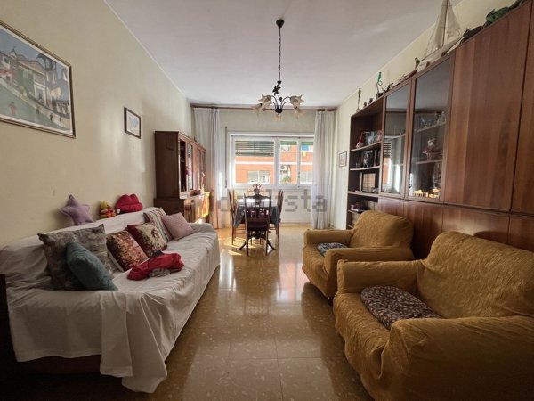 appartamento in vendita a Roma in zona Portuense