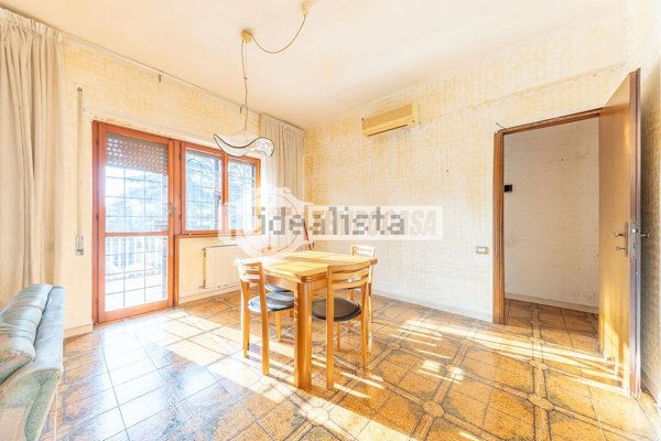 appartamento in vendita a Roma in zona Casal Morena