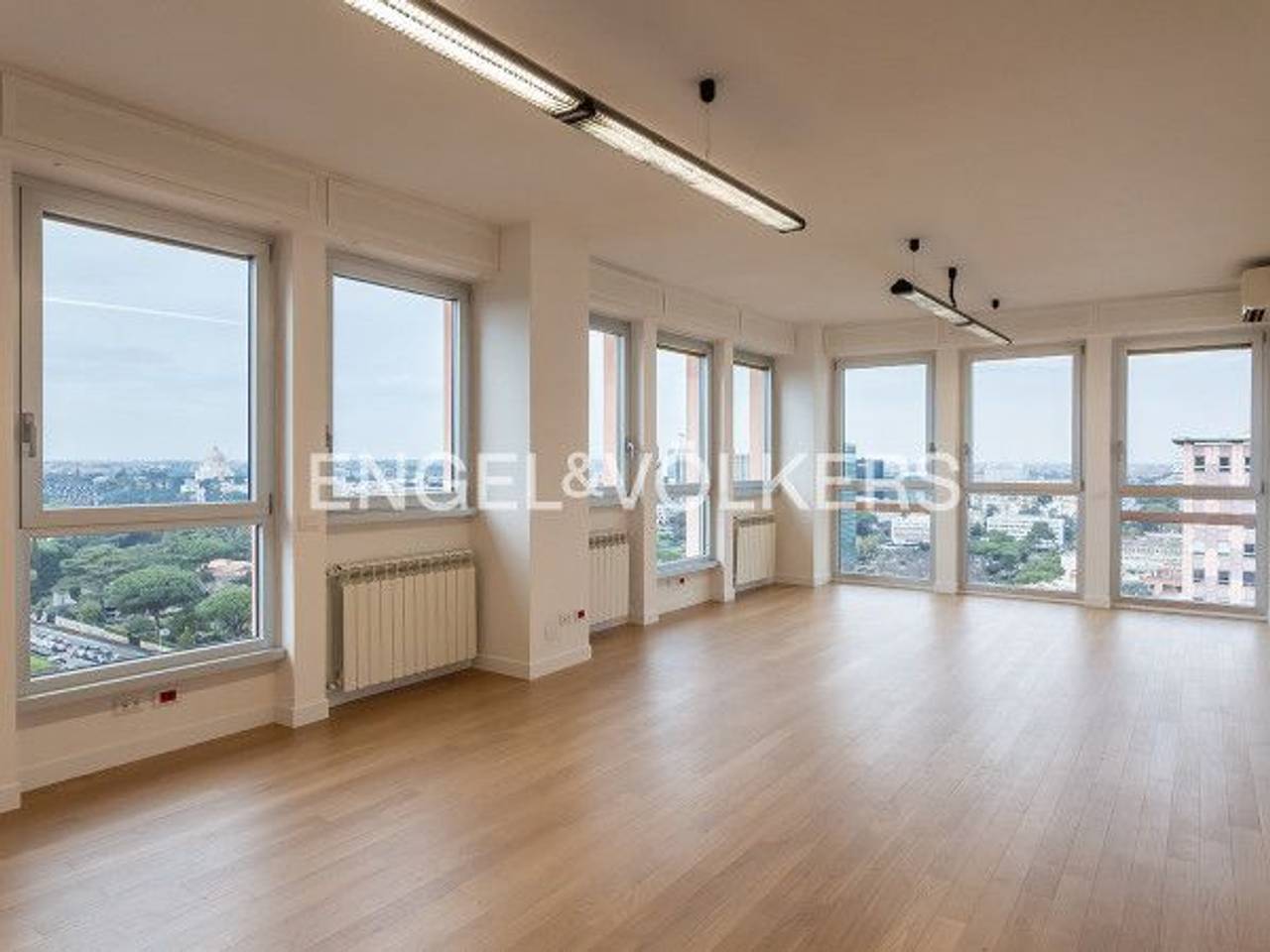 appartamento in vendita a Roma in zona EUR