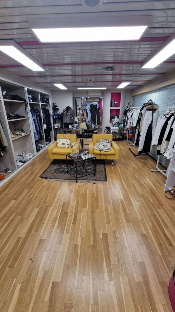 locale commerciale in vendita a Roma in zona Monte Sacro/Talenti