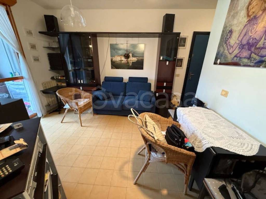 appartamento in vendita a Roma in zona Ostia