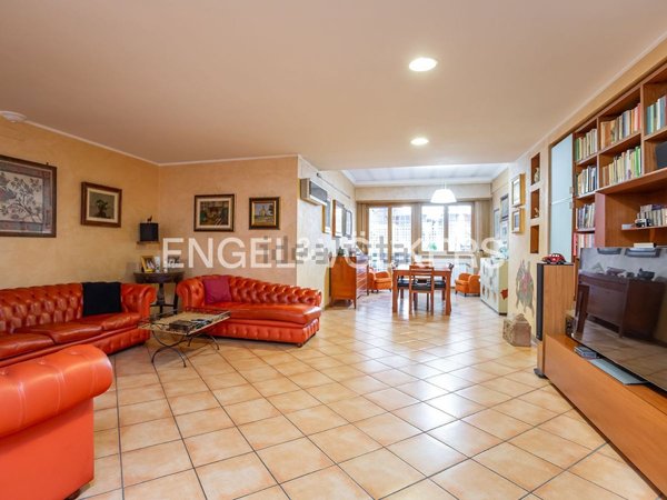 appartamento in vendita a Roma in zona Ostiense