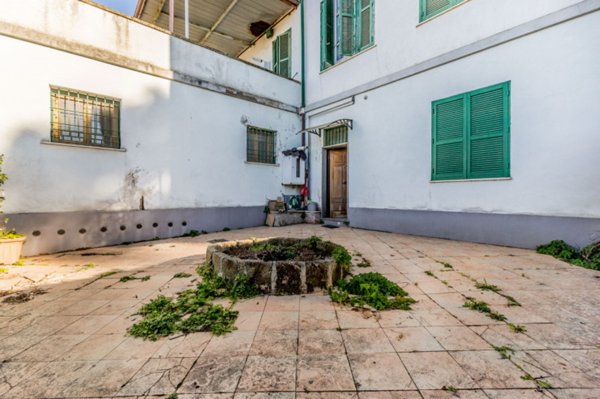 appartamento in vendita a Roma in zona Tuscolano