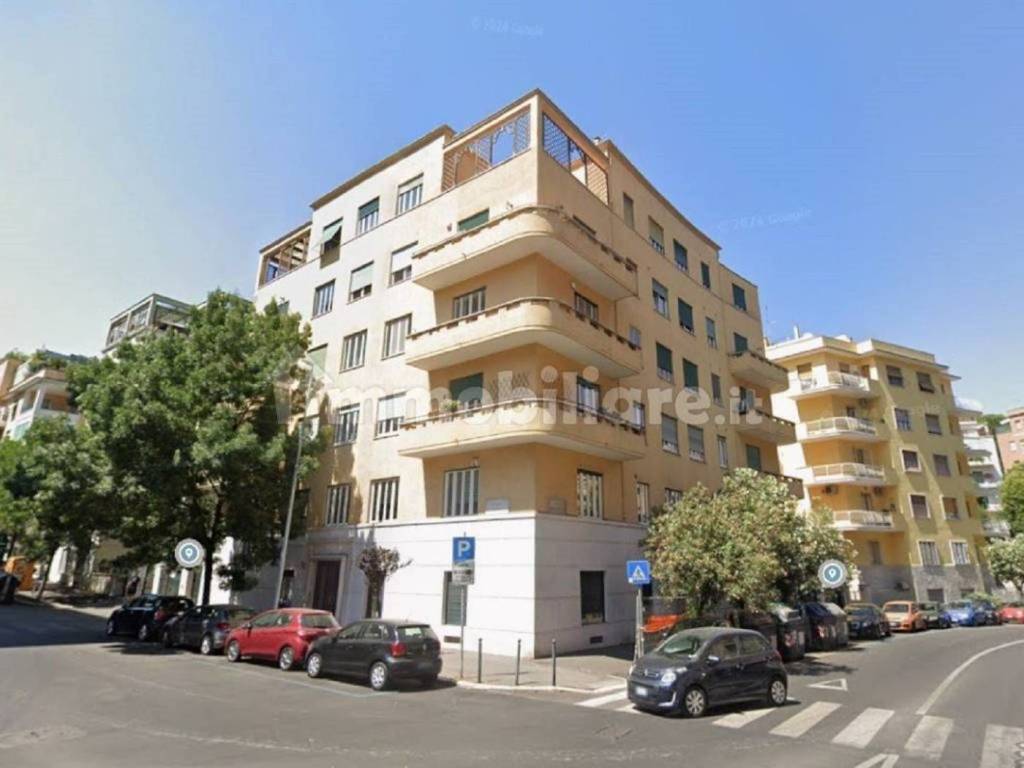 appartamento in vendita a Roma in zona Acilia