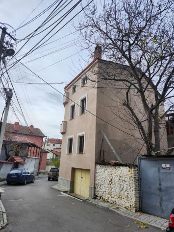 appartamento in vendita a Roma in zona Ostiense