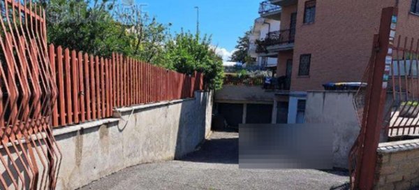 appartamento in vendita a Roma in zona Finocchio