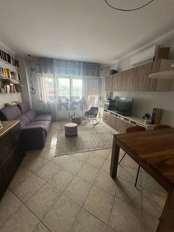 appartamento in vendita a Roma in zona Ponte Mammolo