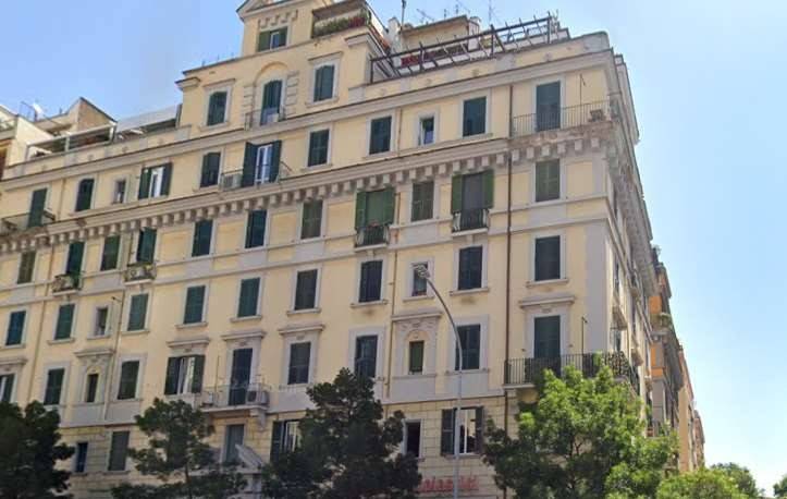 appartamento in vendita a Roma in zona Appio Latino