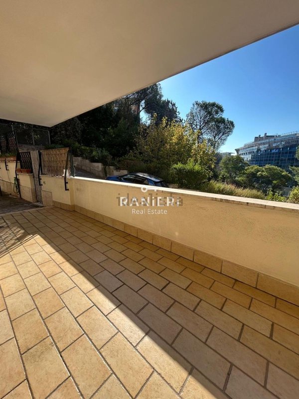 appartamento in vendita a Roma in zona Ardeatino